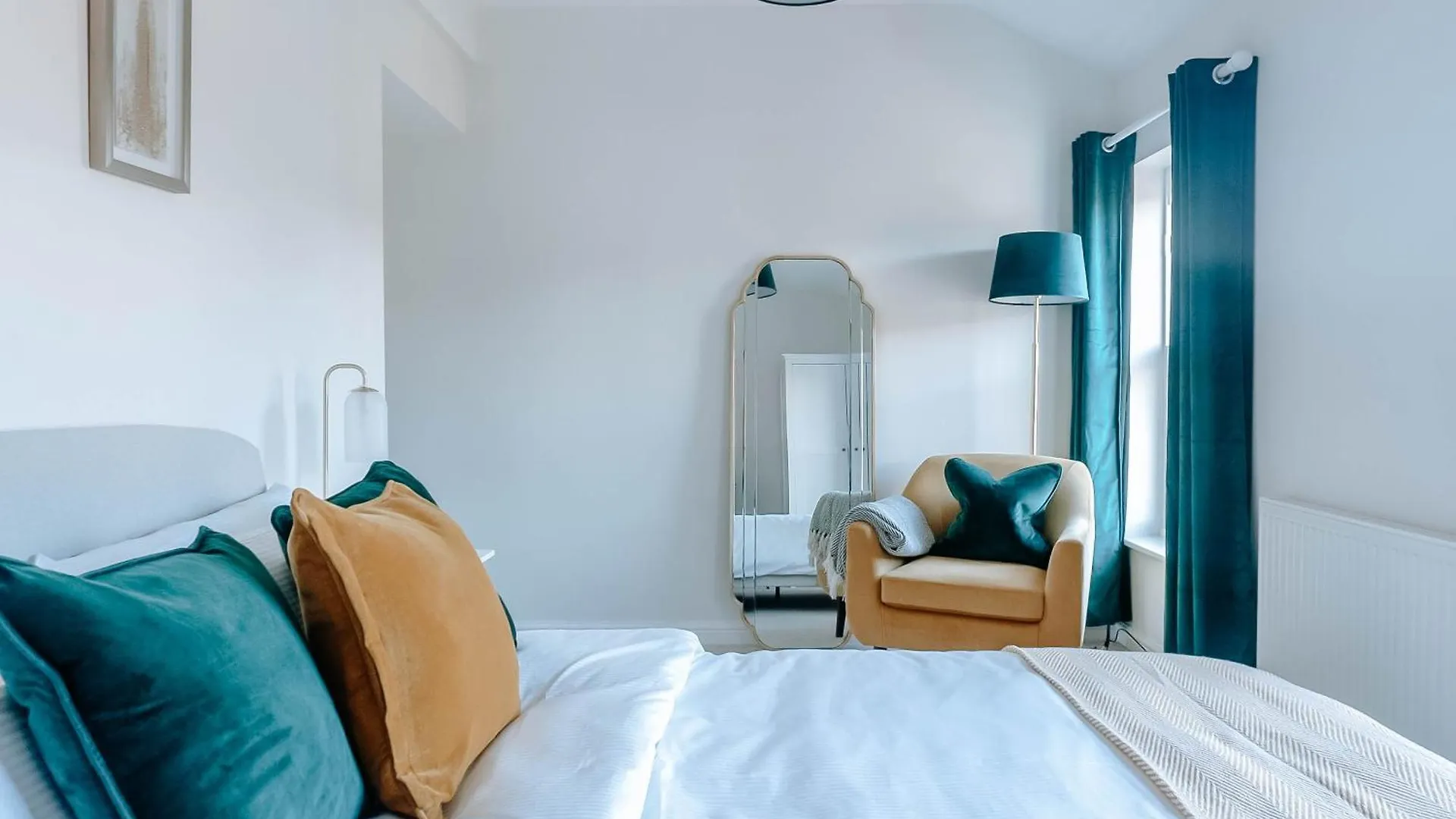 Mayfield Three - Central Harrogate Apartment 0*,